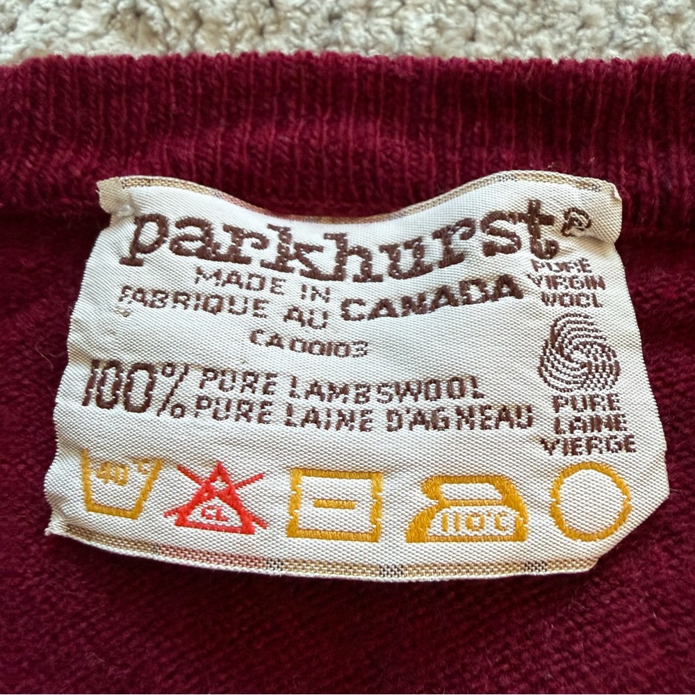 Parkhurst Pure Lambswool Burgundy V-Neck Sweater Vest Size M Made in Canada‎ - Picture 2 of 7